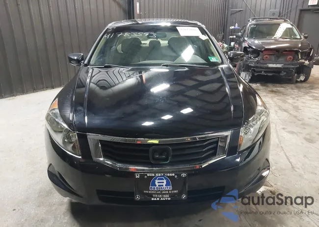 1HGCP267X8A117357: 42623086