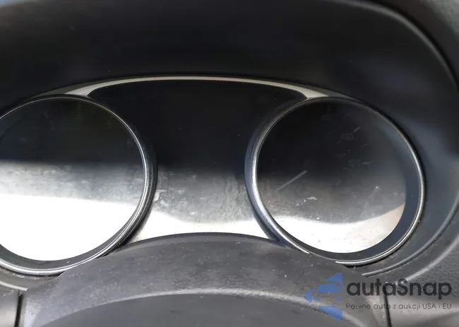 JN8AT2MV3GW152587: 42623131