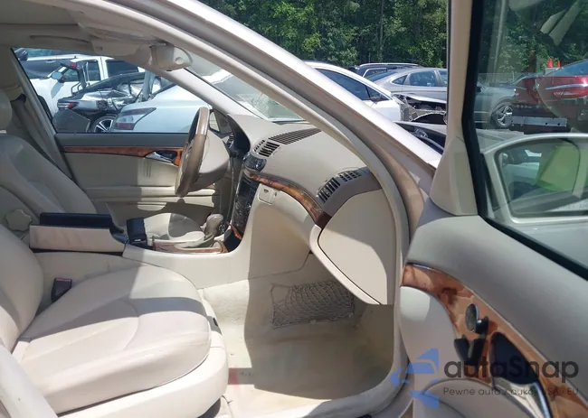 WDBUF65J43X110855: 42623151