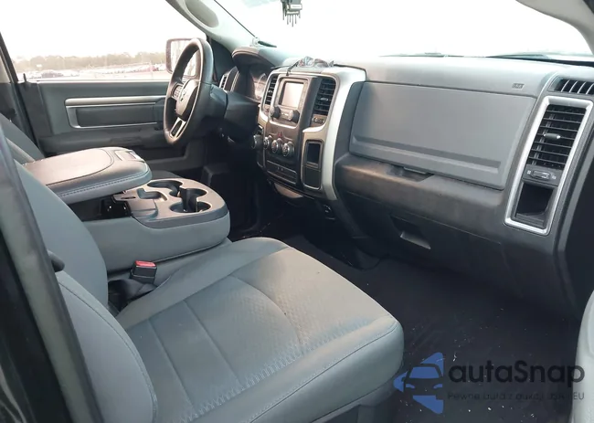 1C6RR6GG4FS646150: 42623238