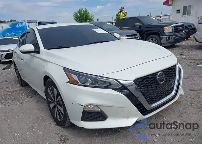 1N4BL4DW0NN355272: 42623306