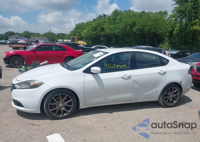 1C3CDFBHXDD338144: 42624508