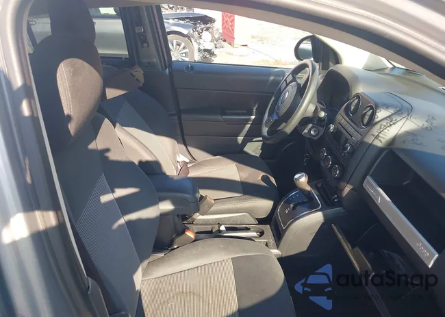 1C4NJCBA3FD313460: 42624810