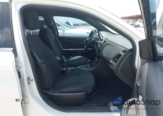 1C3CCBBB3CN149075: 42624154