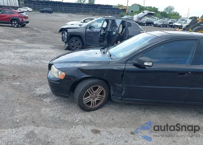 YV1RS592682683853: 42625452