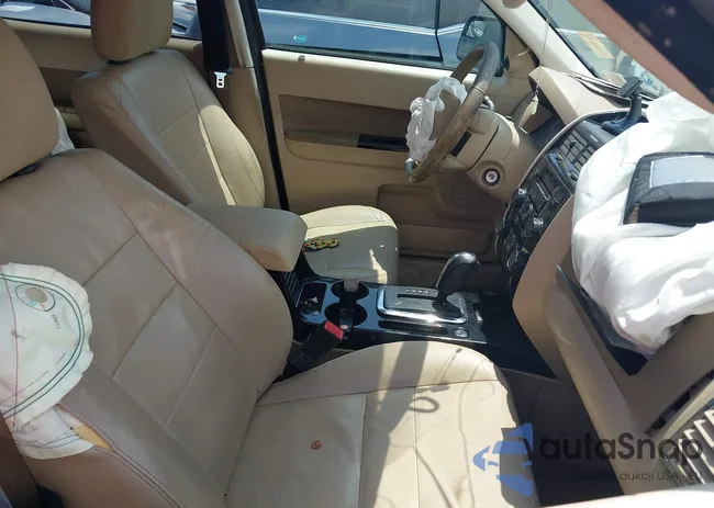 1FMCU9EG4AKC82995: 42625491