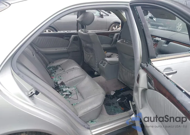 WDBJF65H7XA753094: 42625566