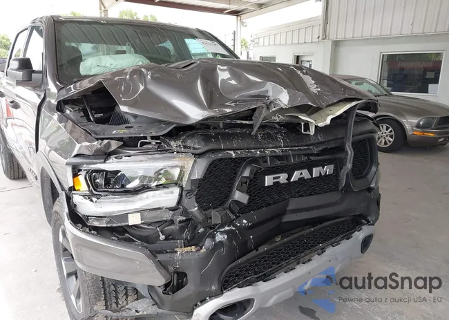 1C6SRFLT0RN122226: 42625587