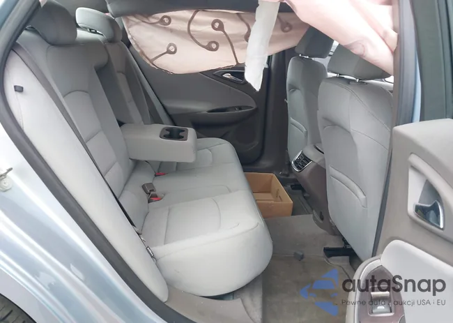 1G1ZE5STXHF292884: 42625598