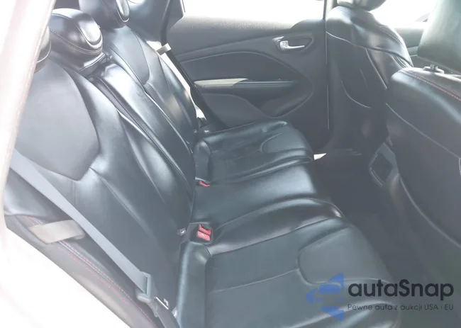 1C3CDFEB1GD728240: 42625058