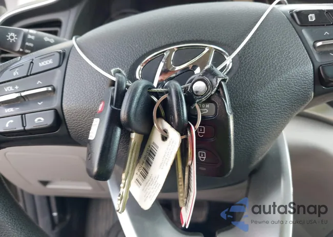 KMHD84LF2LU106878: 42625091