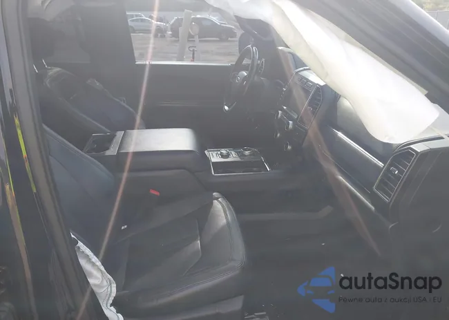 1FMJU2AT3JEA36469: 42625140