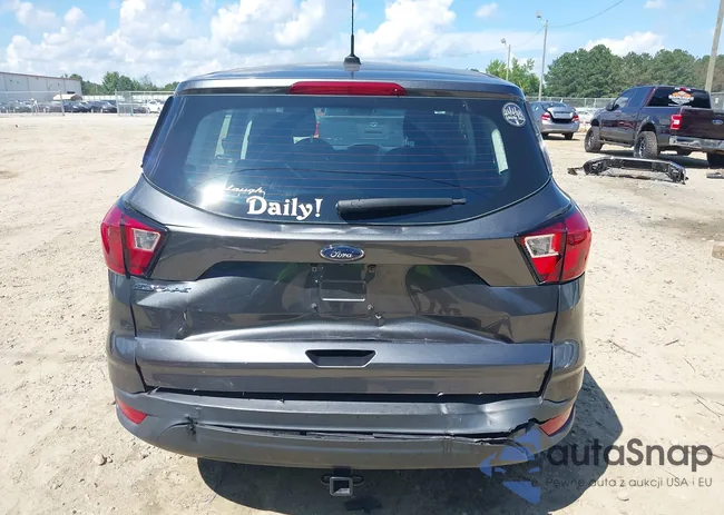 1FMCU0F73KUB93922: 42626462