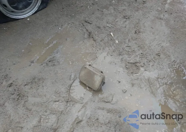 2C4RC1BG1HR729432: 42626571