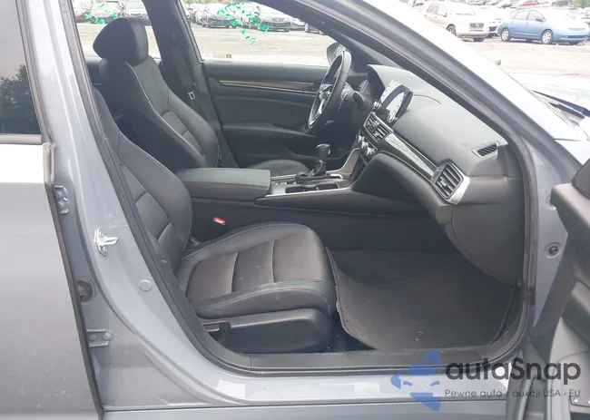 1HGCV1F37NA032582: 42626888