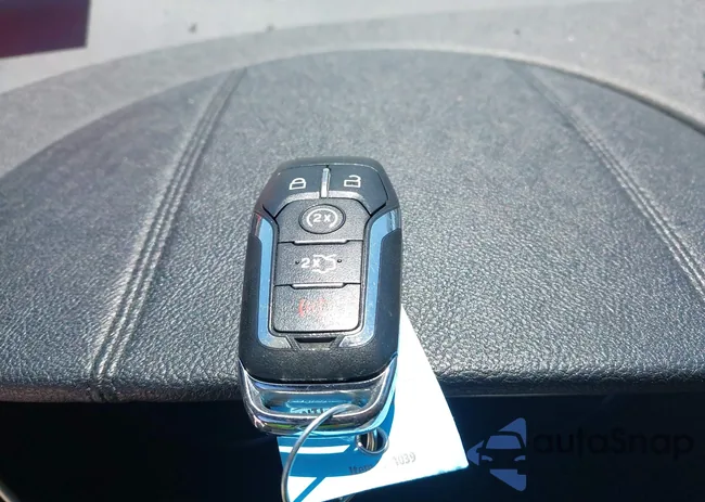 2LMPJ8LP1HBL40349: 42626016