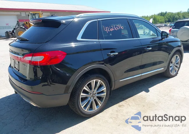 2LMPJ8LP1HBL40349: 42626016