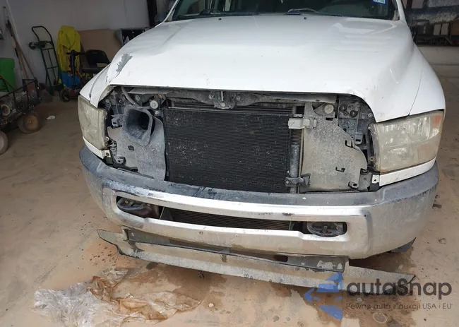 3C6UR5CL1DG575999: 42626041