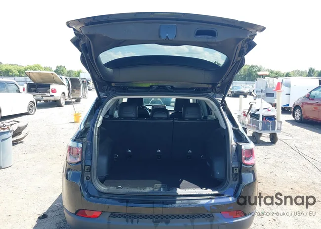 3C4NJCBB6NT137361: 42626101