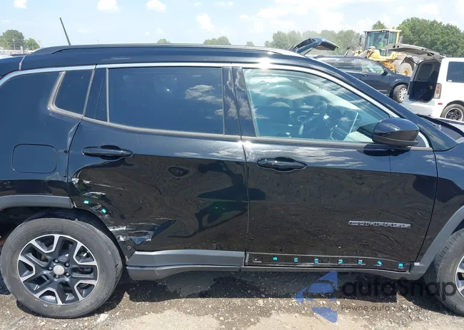 3C4NJCBB6NT137361: 42626101