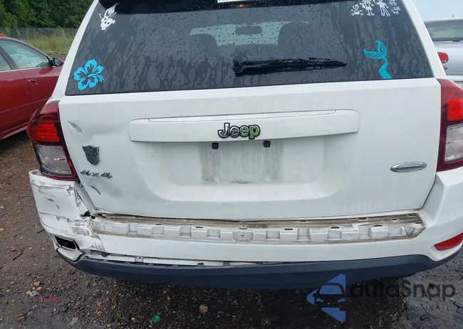 1C4NJDEB9GD745076: 42626305