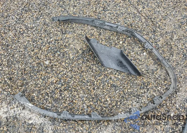 1G1PA5SH8E7200322: 42627384