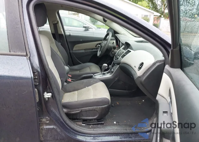 1G1PA5SH8E7200322: 42627384