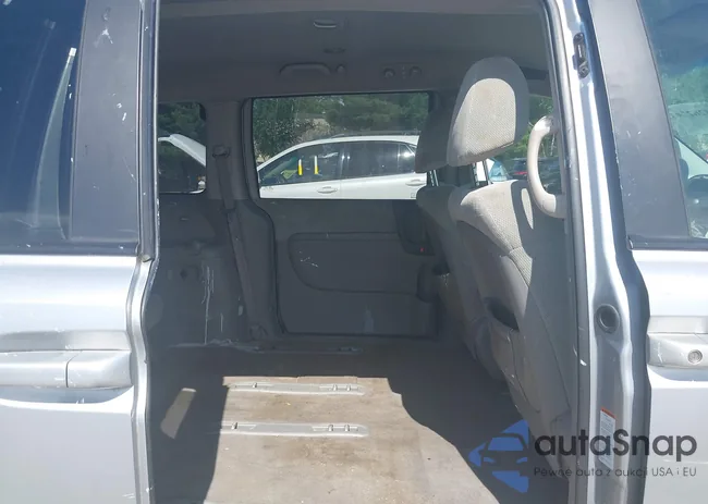 KNDMB233466031349: 42627431