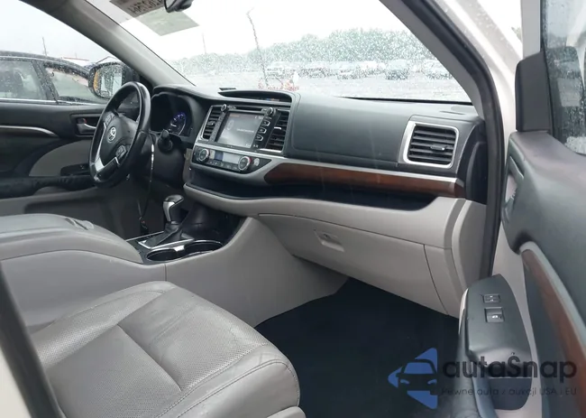 5TDYKRFH8ES008057: 42627564