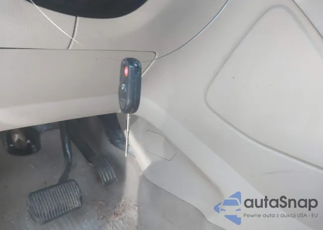 1FMCU0GX5EUD35660: 42627677