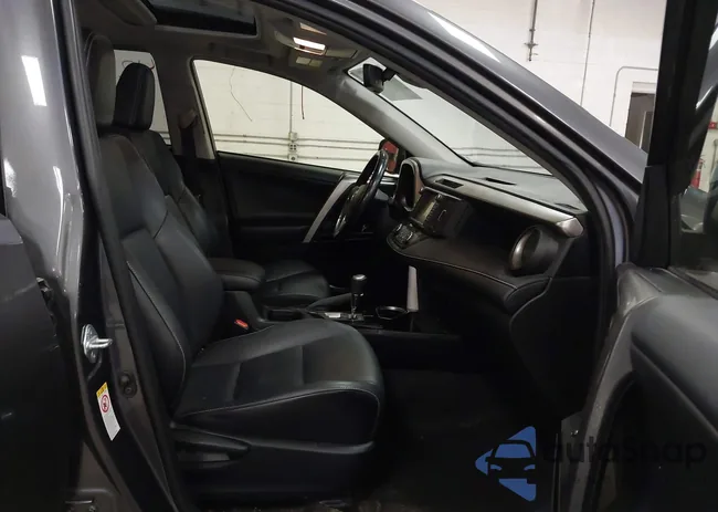 JTMDFREVXHJ154049: 42627759