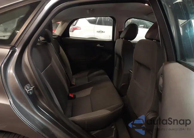 1FADP3F21DL330019: 42627764