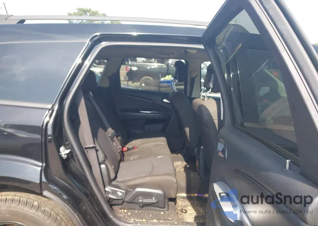 3C4PDCBG4KT773705: 42627827