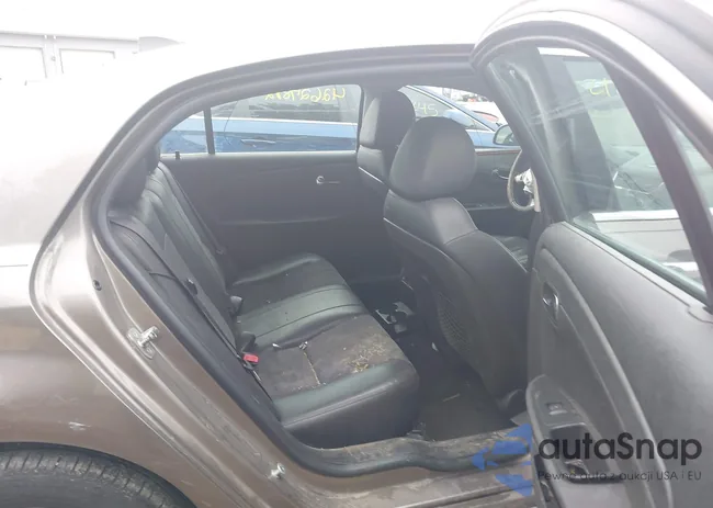 1G1ZD5E05CF279988: 42627892