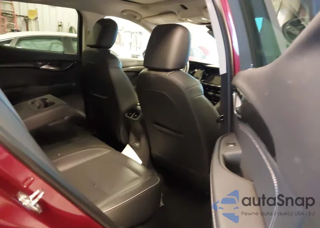 LRBFZNR41MD131468: 42627902