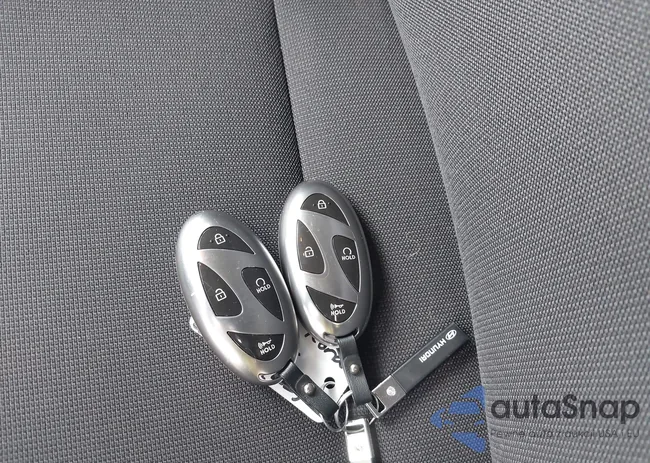 KM8HBCAB9RU164752: 42627959