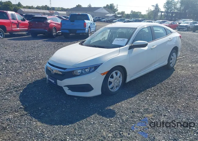 19XFC2F5XJE207004: 42627019