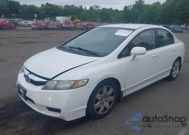 2HGFA1F57AH559592: 42627071