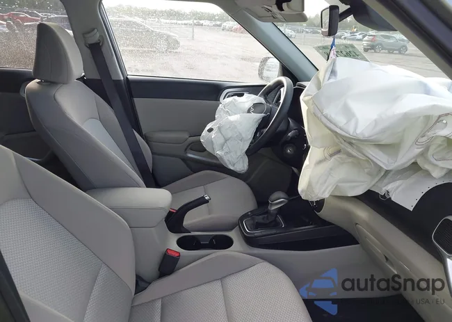 KNDJ23AU1R7919513: 42627168