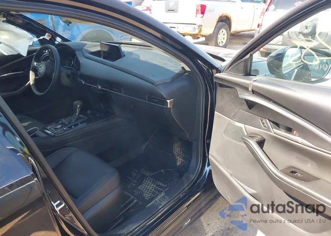 3MVDMBBM7SM808281: 42627285