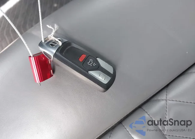 WAUB4AF47KA111054: 42627347