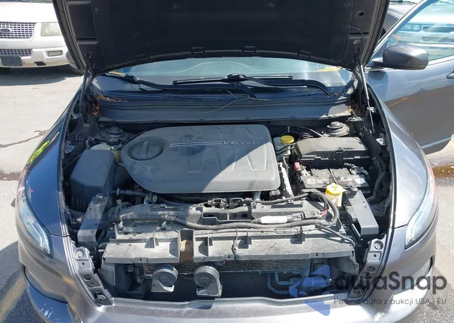 1C4PJMDS9FW613898: 42628373