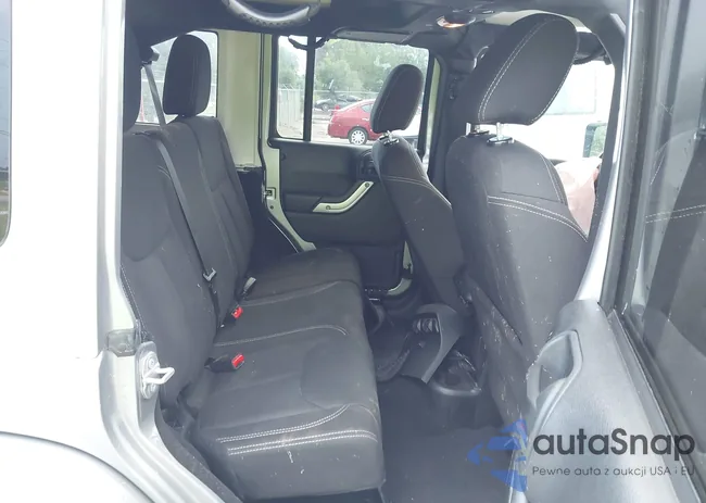 1C4BJWEG3GL240859: 42628937