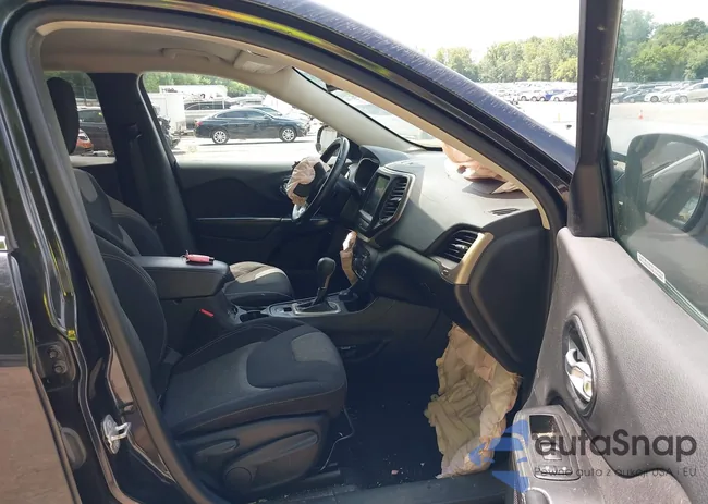 1C4PJMCSXEW120831: 42628949