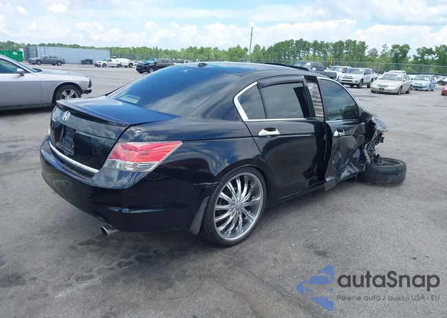 1HGCP26808A093949: 42628127