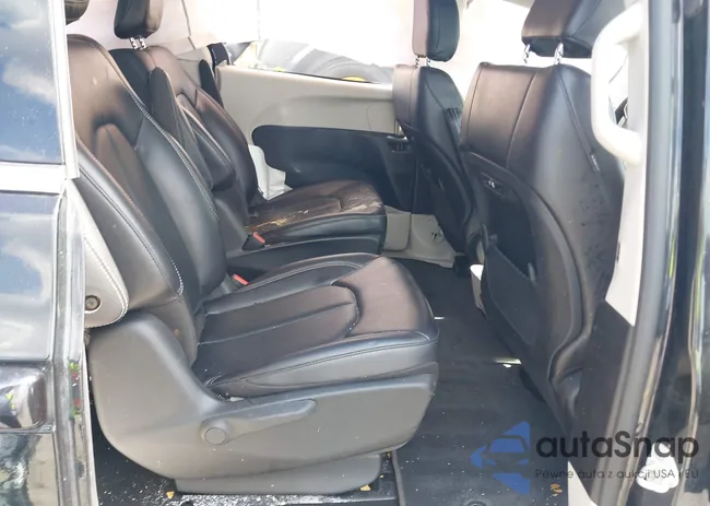 2C4RC1S70RR103145: 42628187