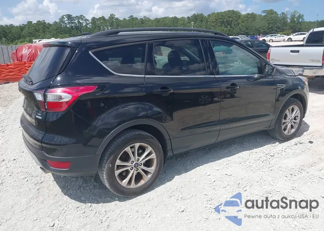 1FMCU0GD8JUB45769: 42628191