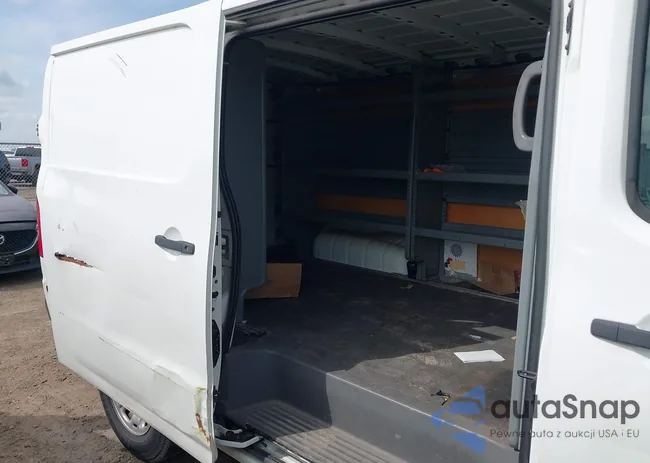 1N6BF0KM4HN808743: 42628325