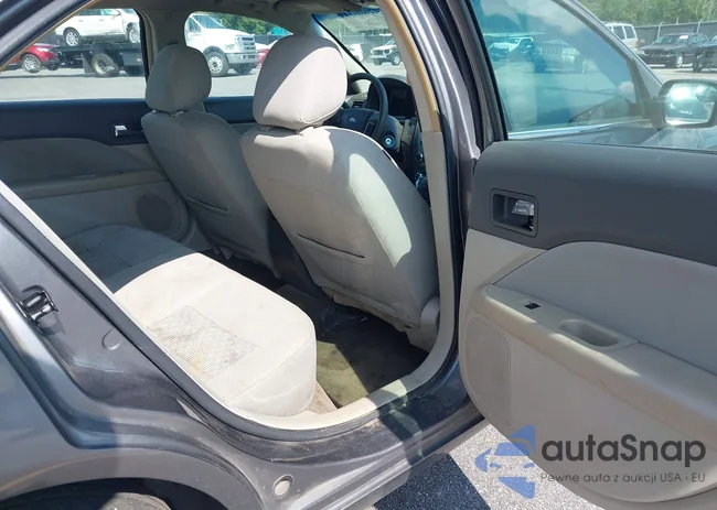 3FAHP0HA0CR102548: 42628344