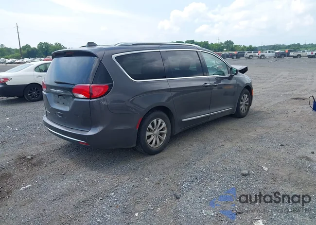 2C4RC1BG0KR576114: 42629481